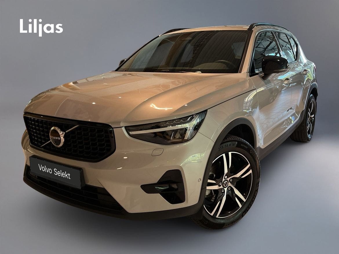Volvo XC40 2025 – bild 1 av 16