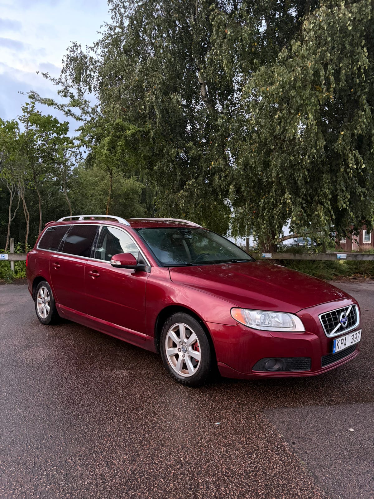 Volvo V70 2010 – bild 1 av 5