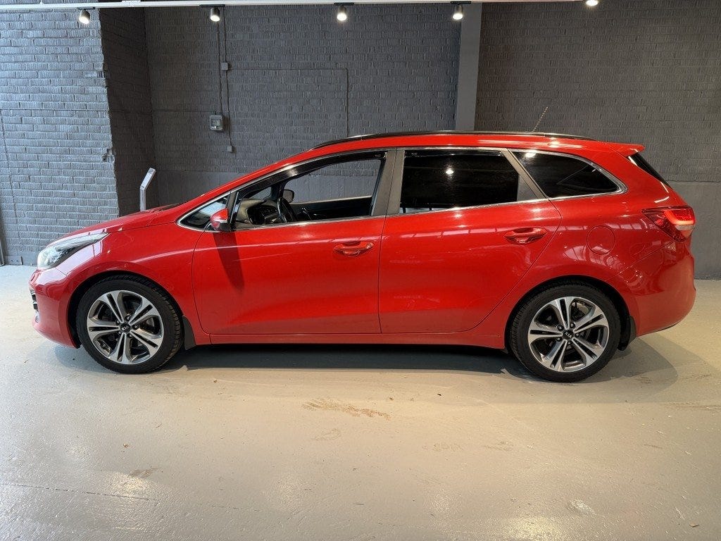 Kia Ceed 2016 – bild 1 av 14