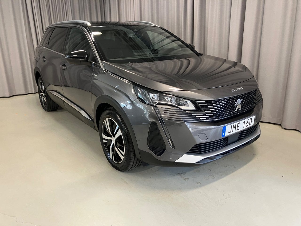 Peugeot 5008 2023 – bild 1 av 15