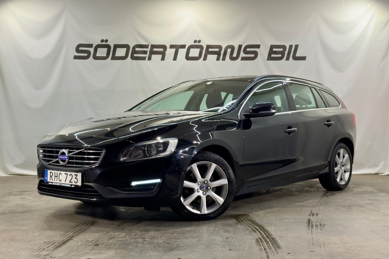 Volvo V60 2017 – bild 1 av 24