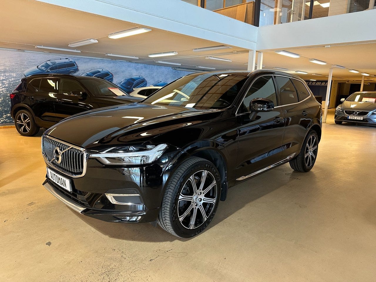 Volvo XC60 2020 – bild 1 av 20