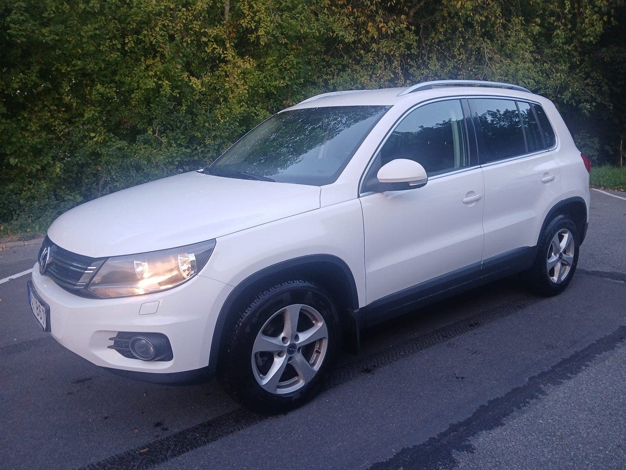 Volkswagen Tiguan 2014 – bild 1 av 24