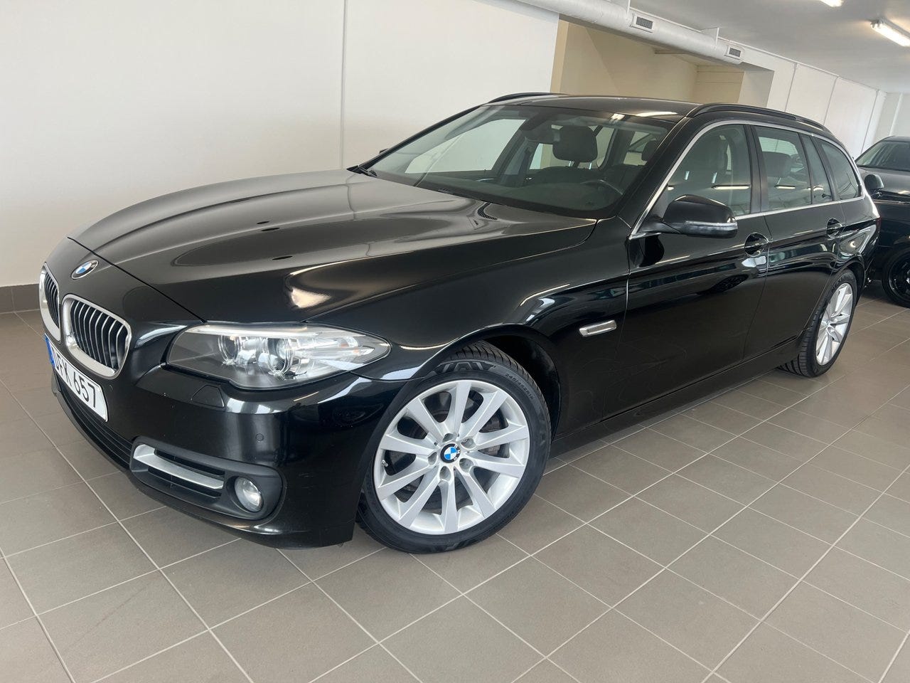 BMW 520d 2016 – bild 1 av 21