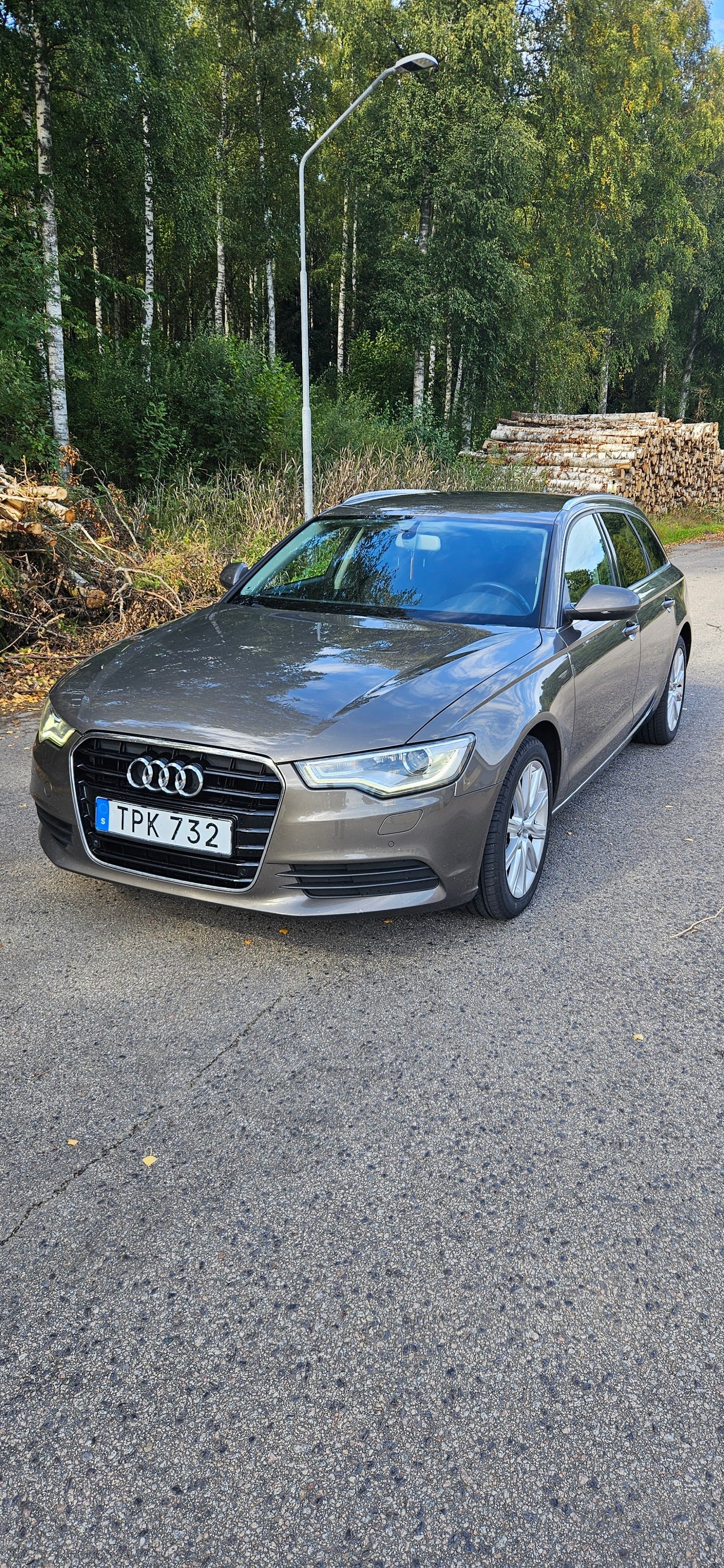 Audi A6 2014 – bild 1 av 7