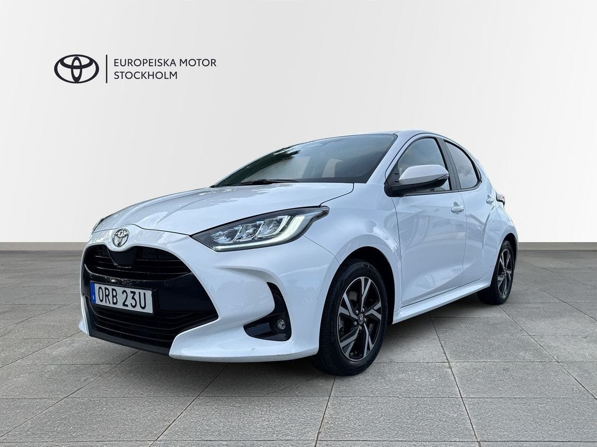 Toyota Yaris 2024 – bild 1 av 12