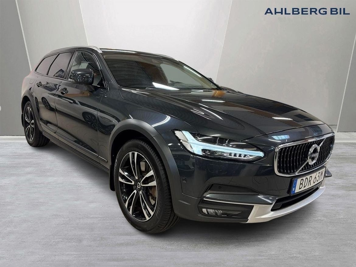 Volvo V90 Cross Country 2020 – bild 1 av 14