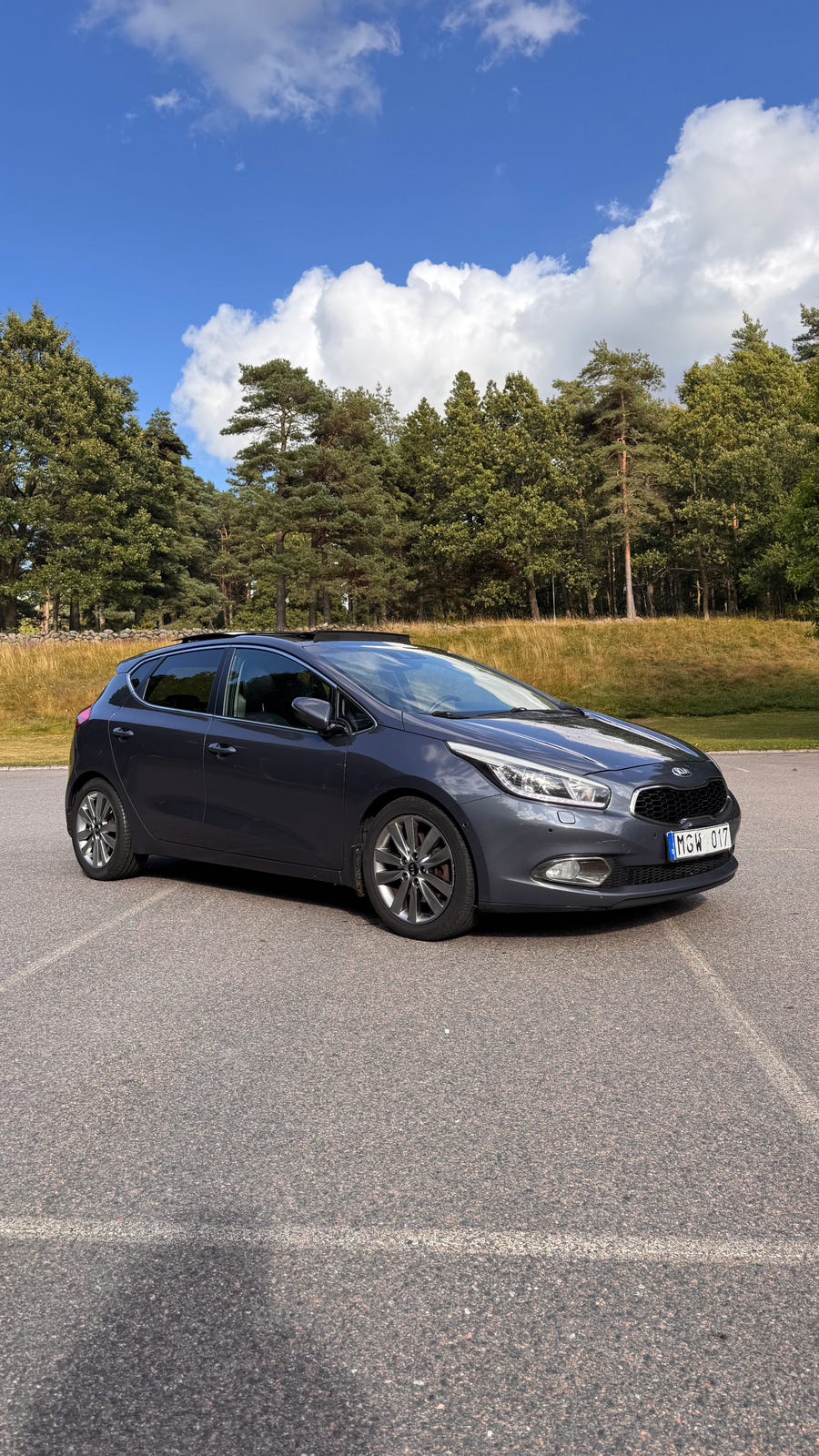 Kia Ceed 2013 – bild 1 av 12