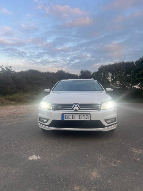 Volkswagen Passat 2014 – bild 1 av 3