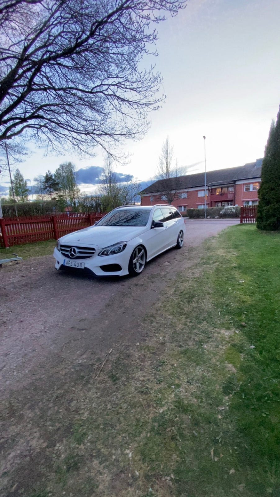 Mercedes-Benz E220 2014 – bild 1 av 5