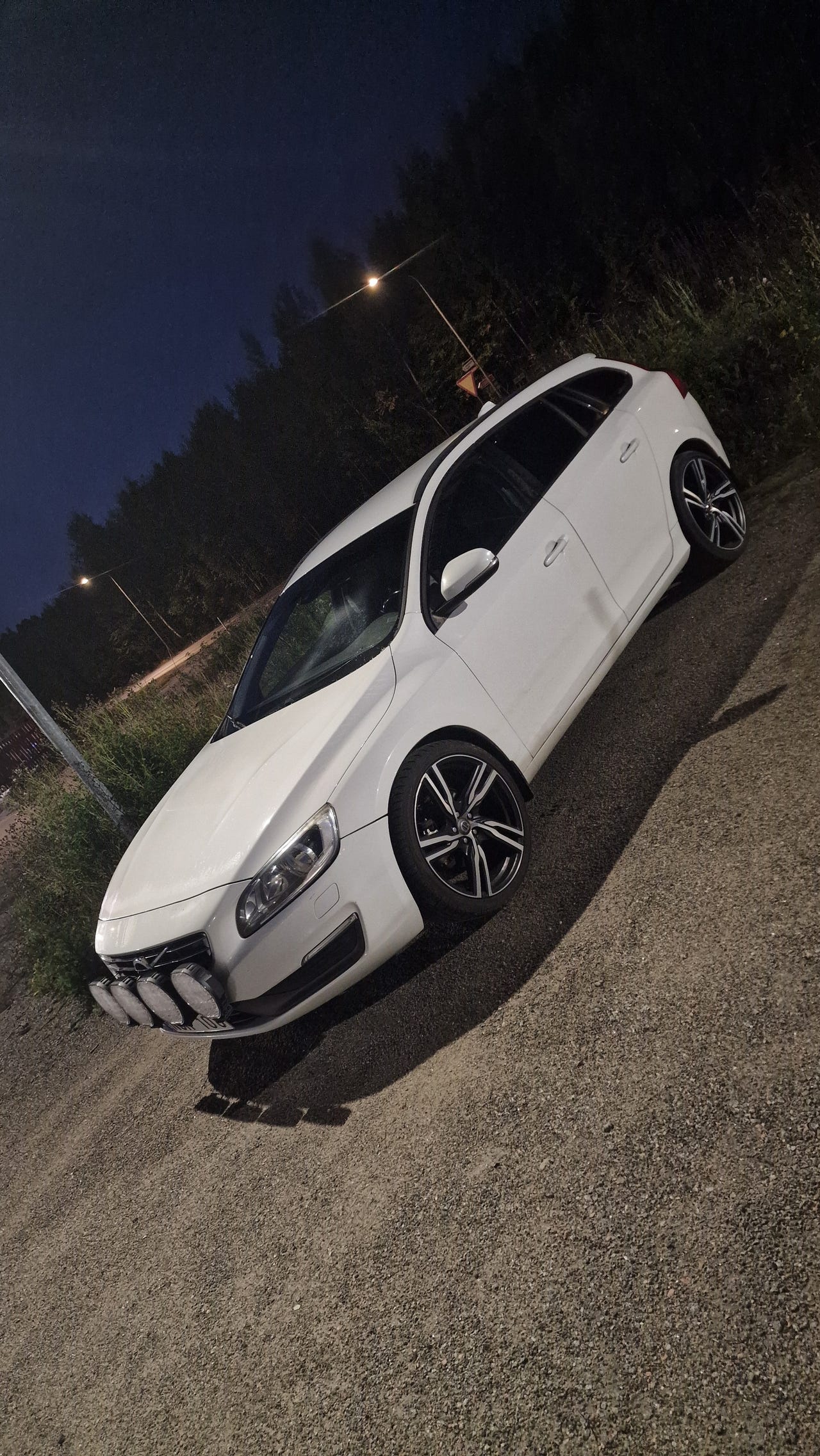 Volvo V60 2014 – bild 1 av 10