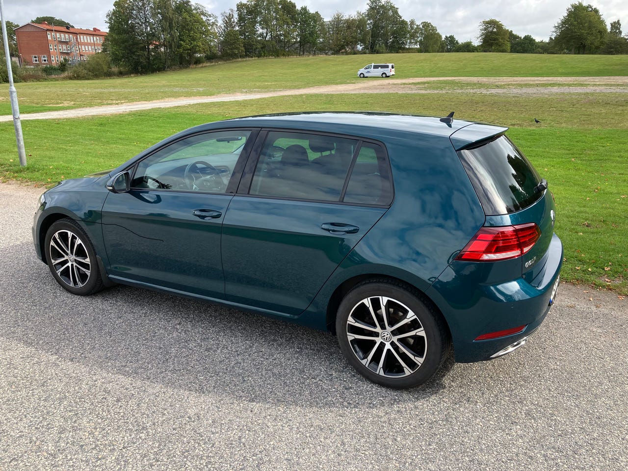 Volkswagen Golf VII 2018 – bild 1 av 6