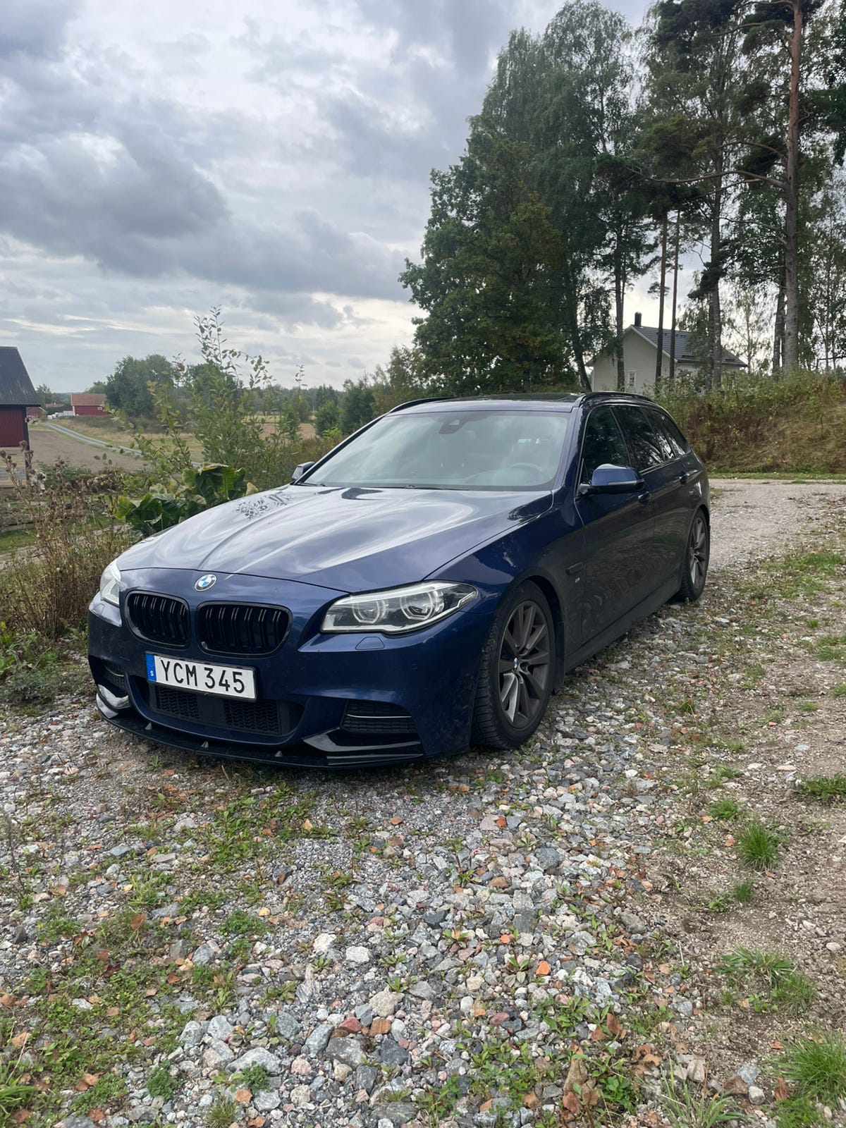 BMW 530d 2016 – bild 1 av 7