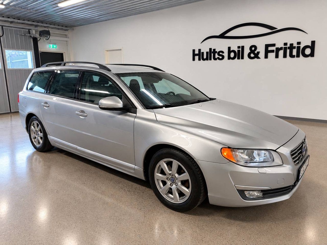 Volvo V70 2014 – bild 1 av 15