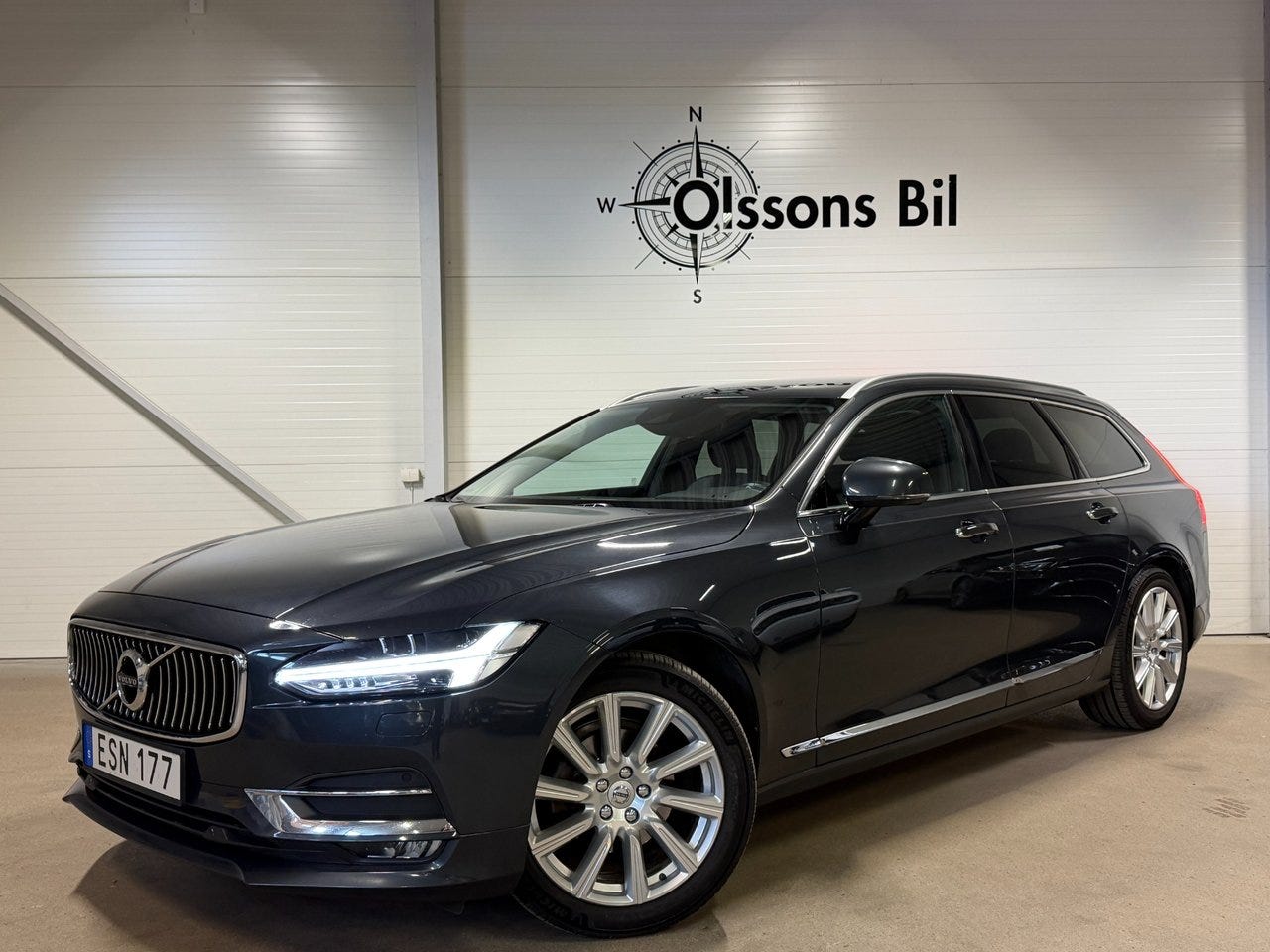 Volvo V90 2018 – bild 1 av 20