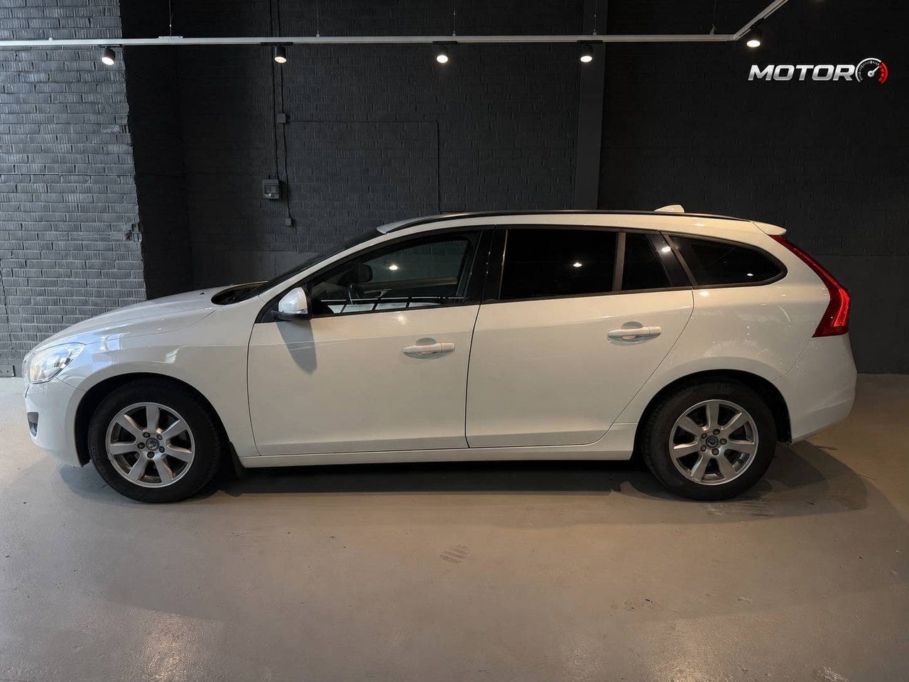 Volvo V60 2012 – bild 1 av 13