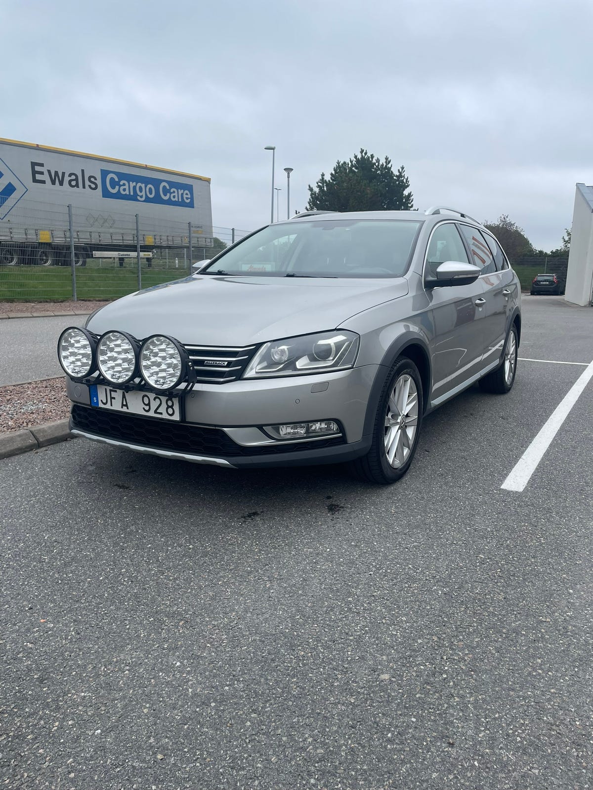 Volkswagen Passat Alltrack 2014 – bild 1 av 5