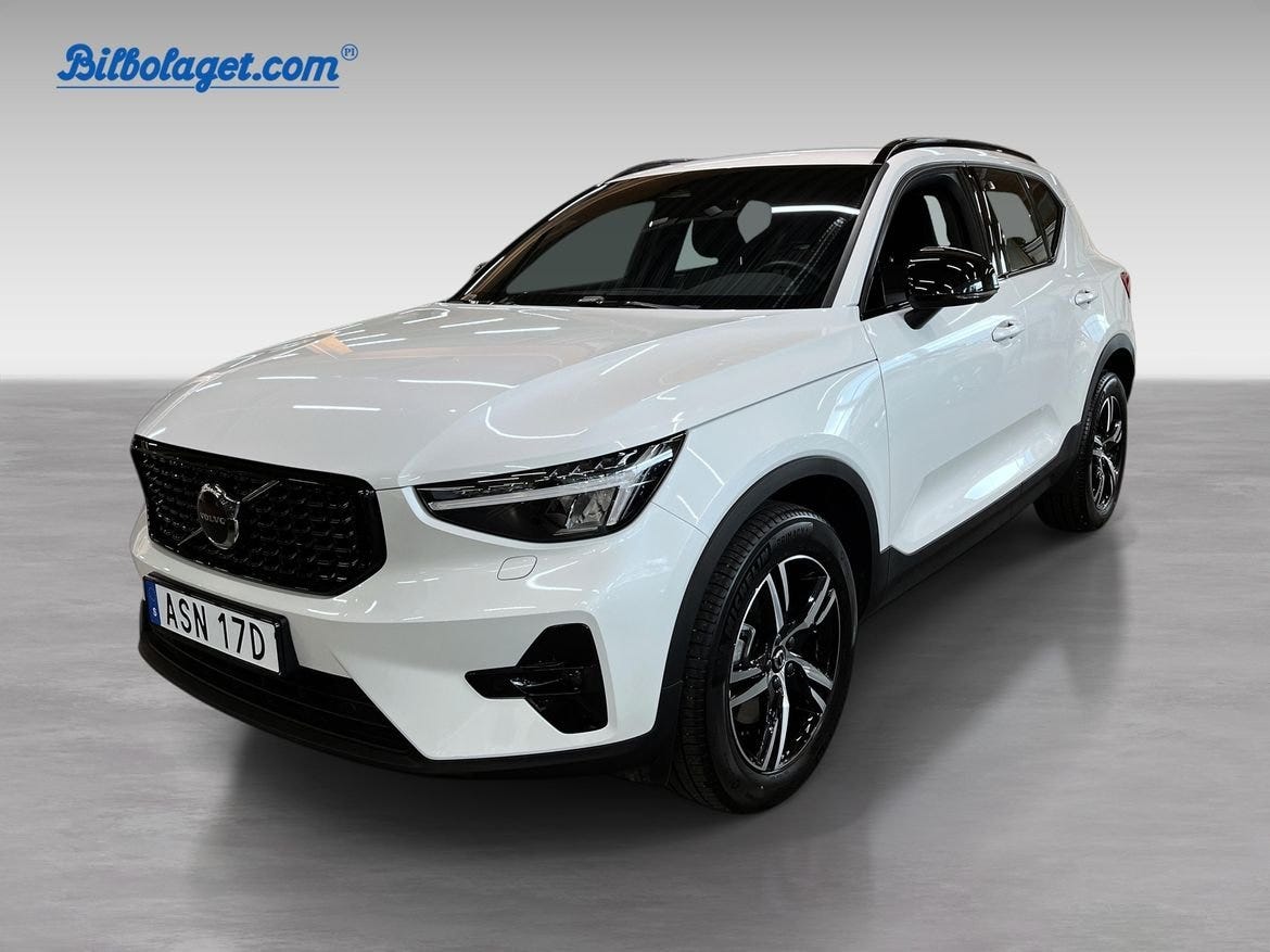 Volvo XC40 2026 – bild 1 av 10