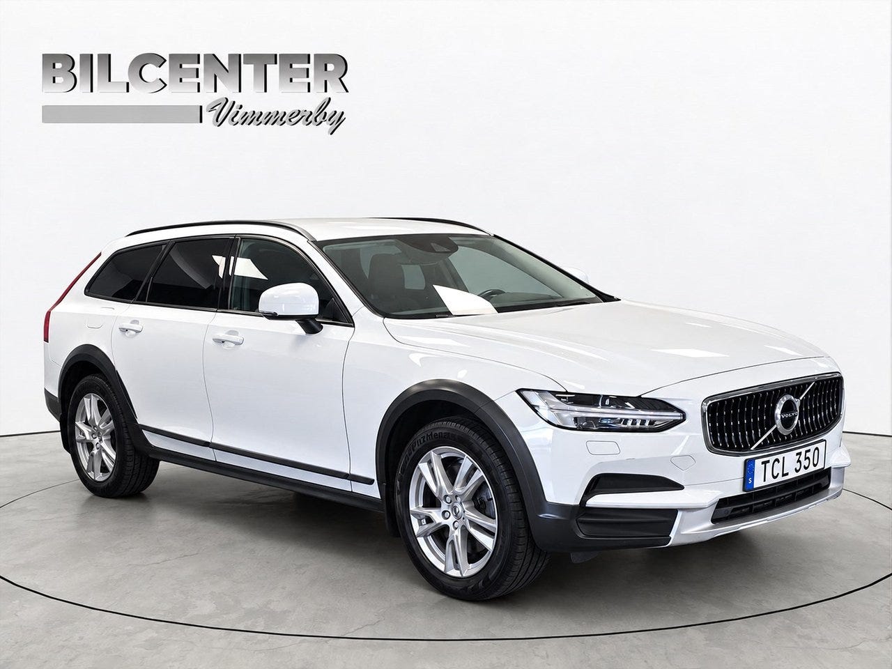 Volvo V90 Cross Country 2018 – bild 1 av 16