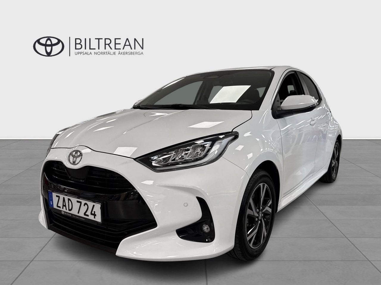 Toyota Yaris 2025 – bild 1 av 12