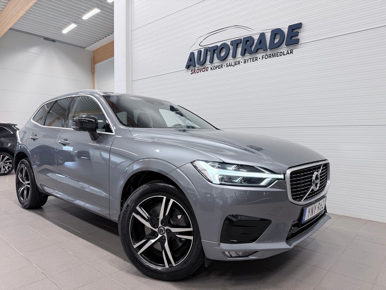 Volvo XC60 2018 – bild 1 av 19