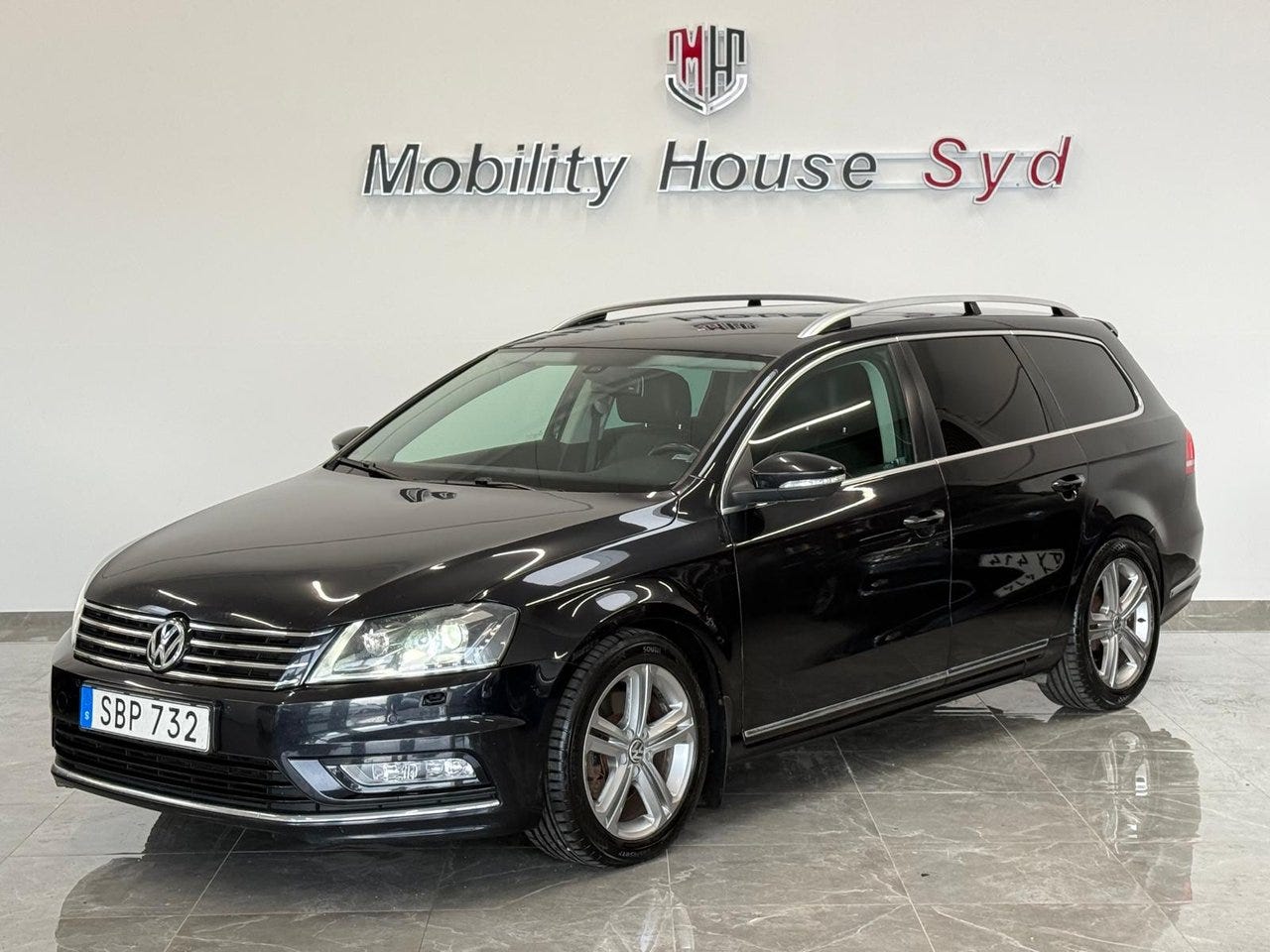 Volkswagen Passat 2013 – bild 1 av 24