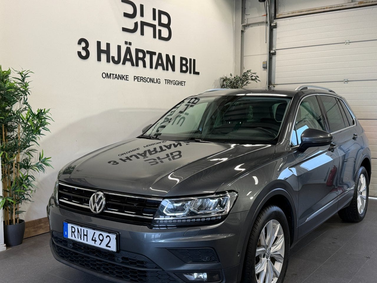 Volkswagen Tiguan TDI 2,0 150hk DSG 4M Executive l Drag l Värmar l ErgoAc