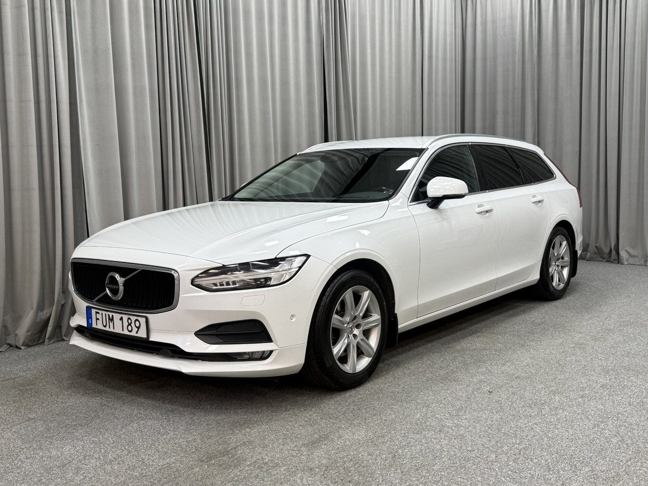 Volvo V90 2017 – bild 1 av 14