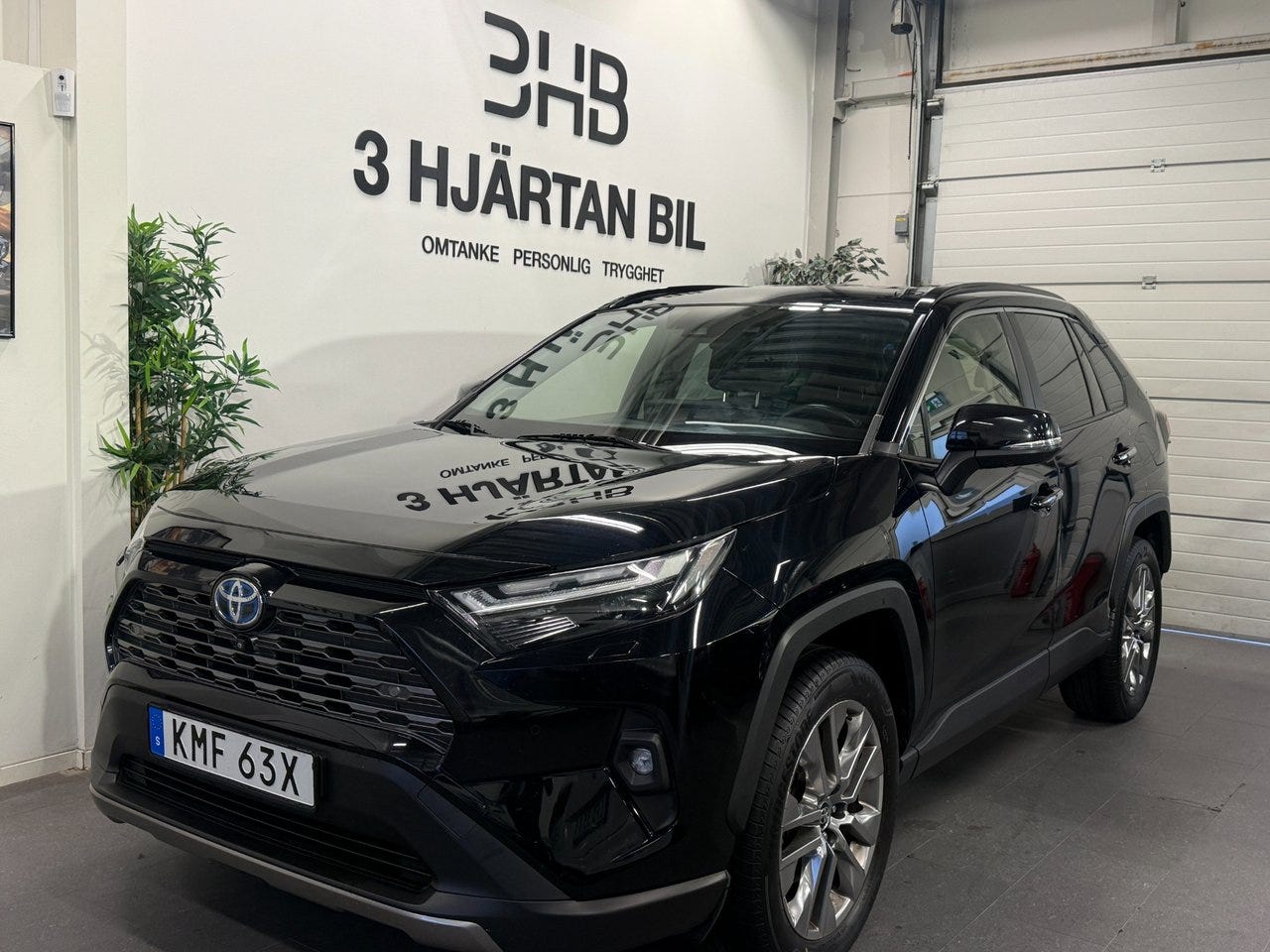 Toyota RAV4 Hybrid AWD-i Executive Premium l 360° Ka l JBL l NyServ