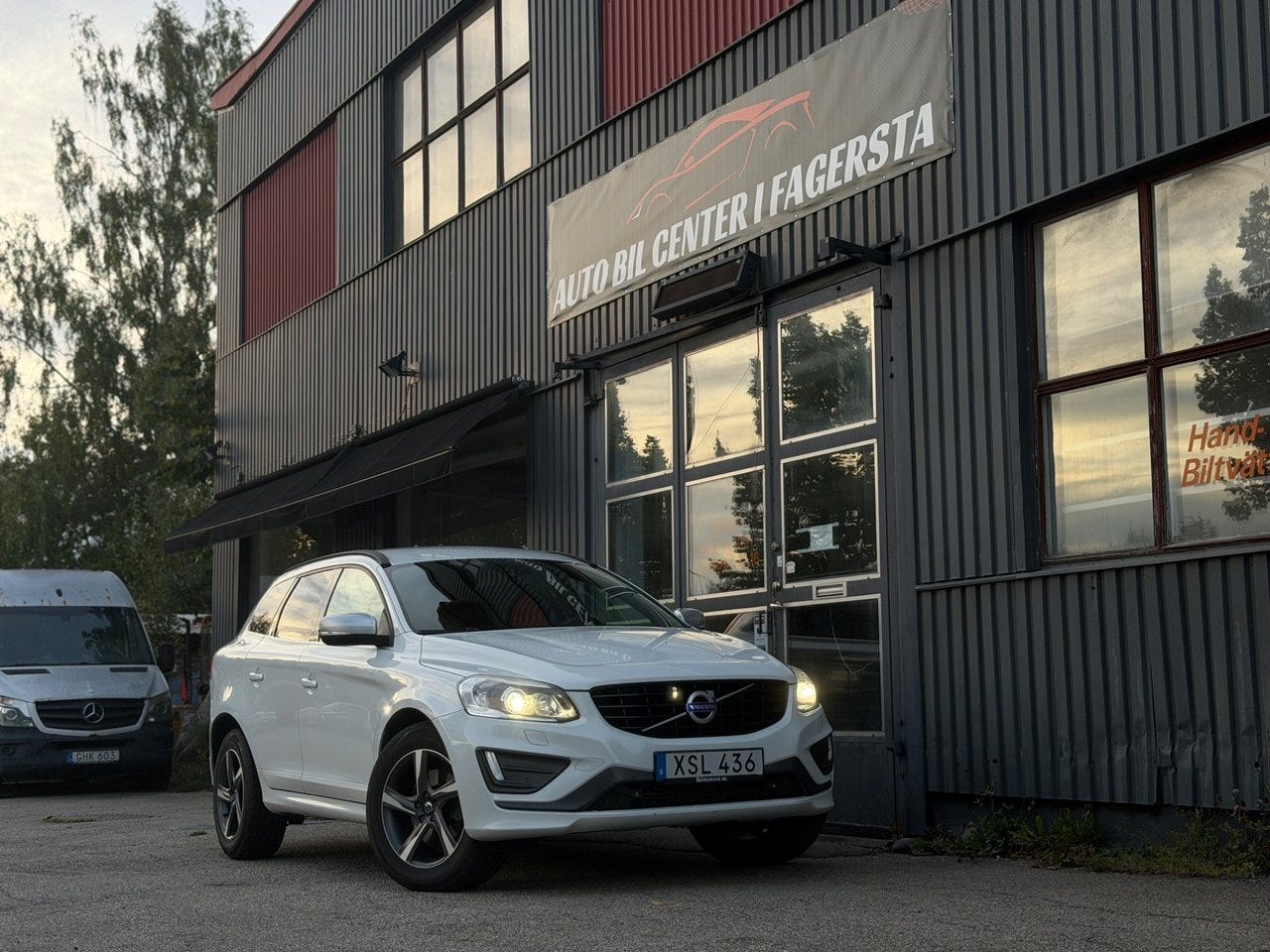 Volvo XC60 2016 – bild 1 av 9