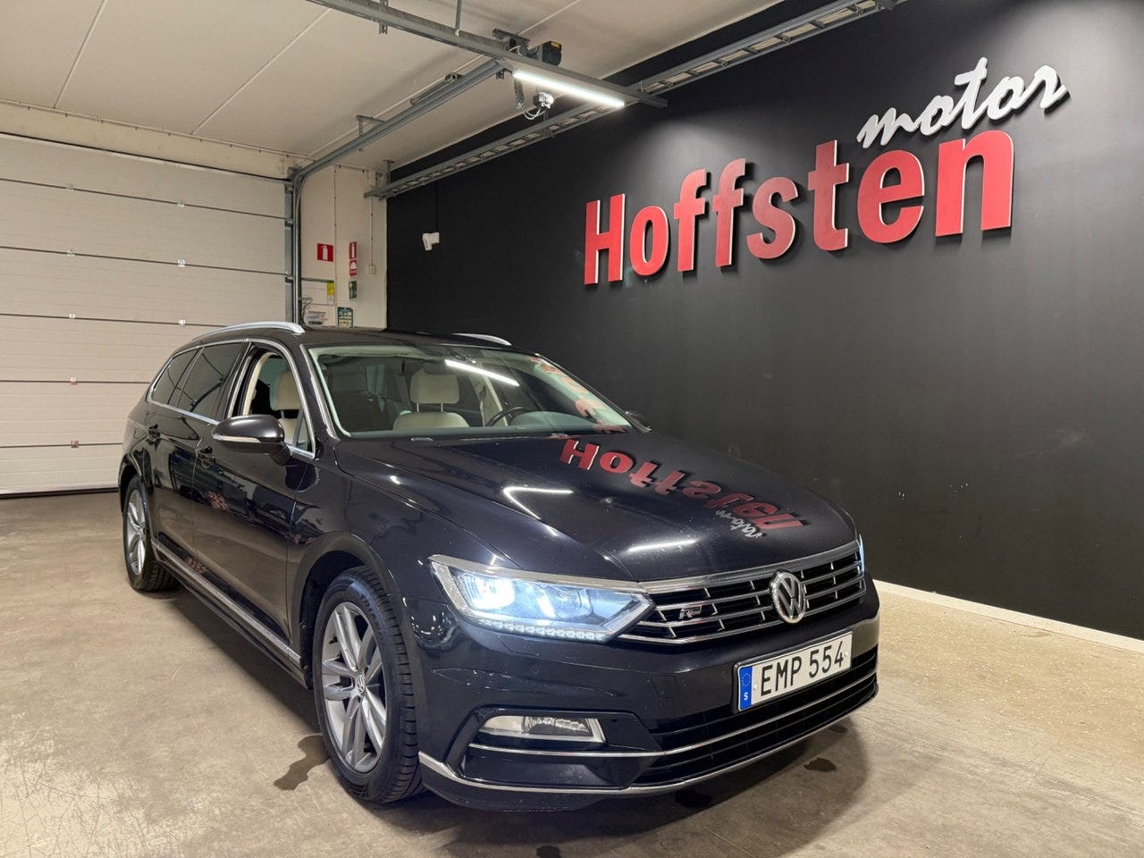 Volkswagen Passat 2016 – bild 1 av 23