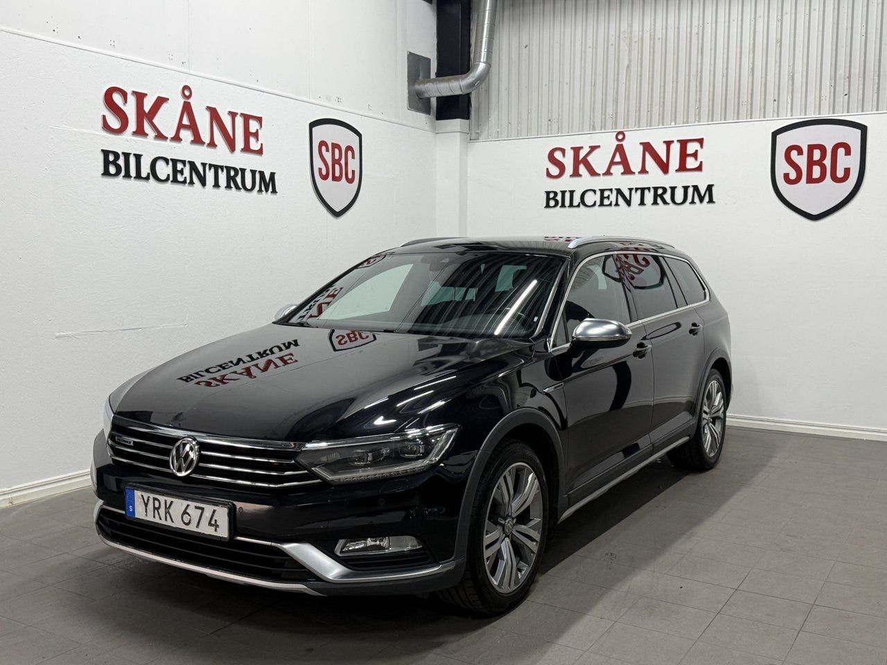 Volkswagen Passat Alltrack 2018 – bild 1 av 13