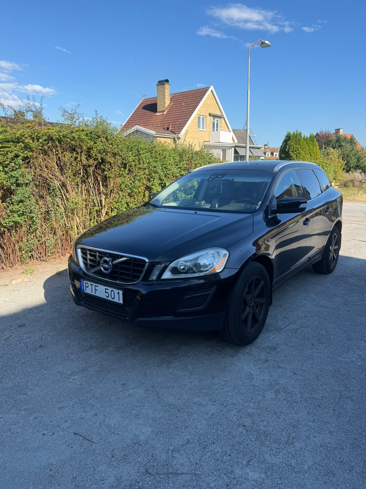Volvo XC60 2011 – bild 1 av 5