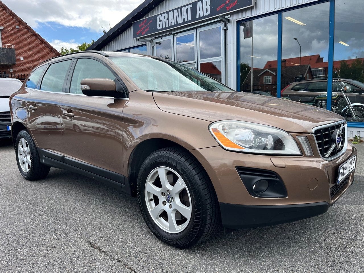 Volvo XC60 2010 – bild 1 av 13