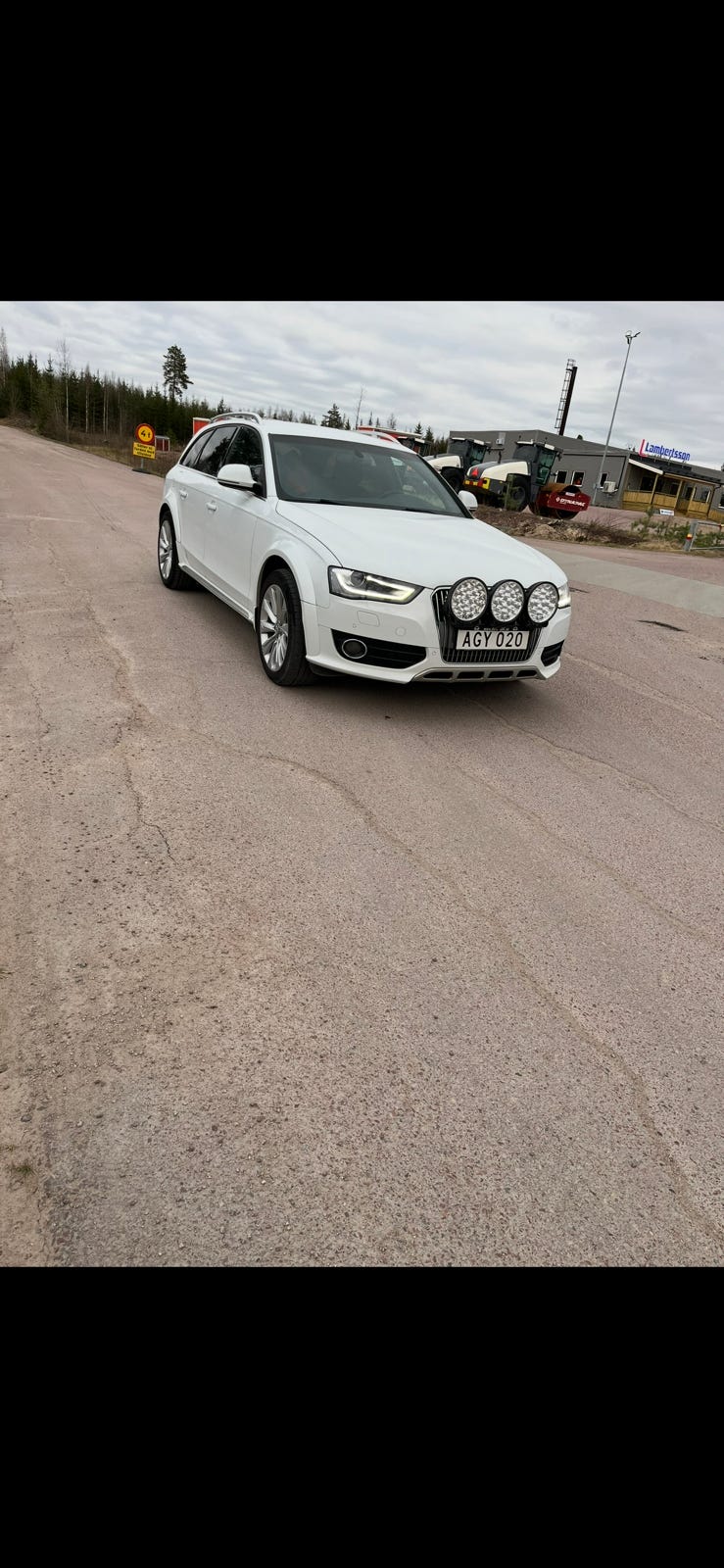 Audi A4 allroad 2014 – bild 1 av 6