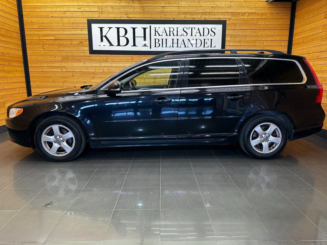 Volvo V70 2012 – bild 1 av 23