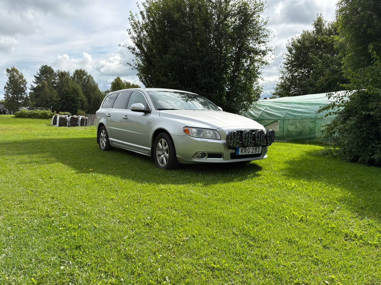 Volvo V70 2011 – bild 1 av 9
