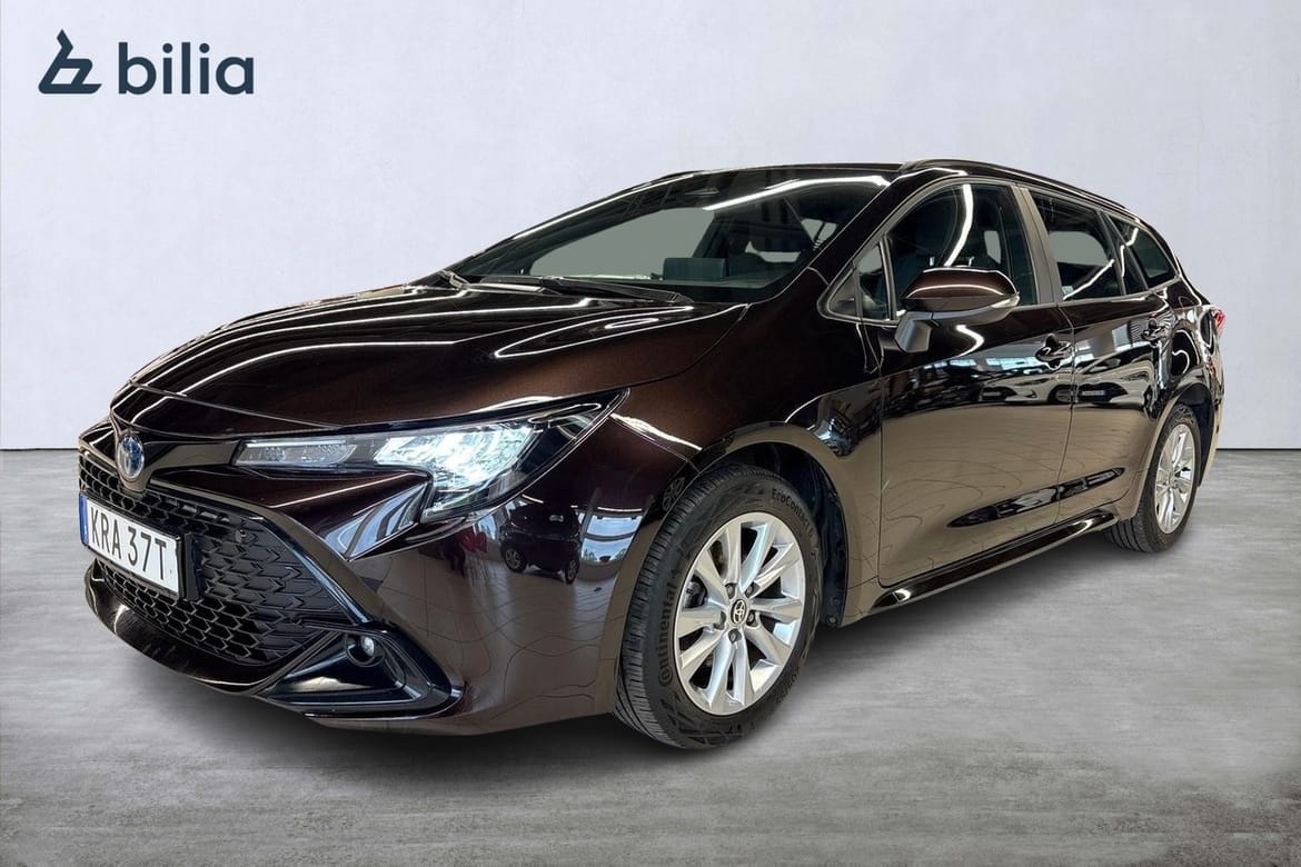 Toyota Corolla 2023 – bild 1 av 21