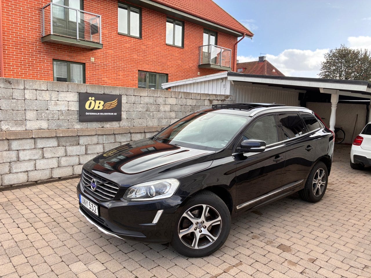 Volvo XC60 2015 – bild 1 av 24