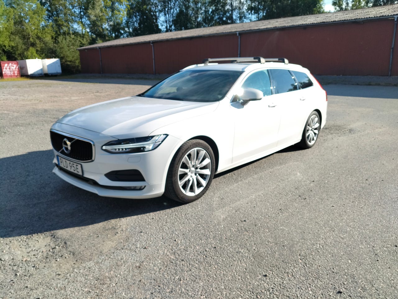 Volvo V90 2019 – bild 1 av 5
