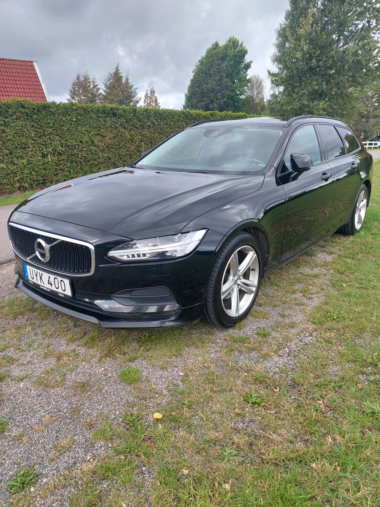 Volvo V90 2018 – bild 1 av 17