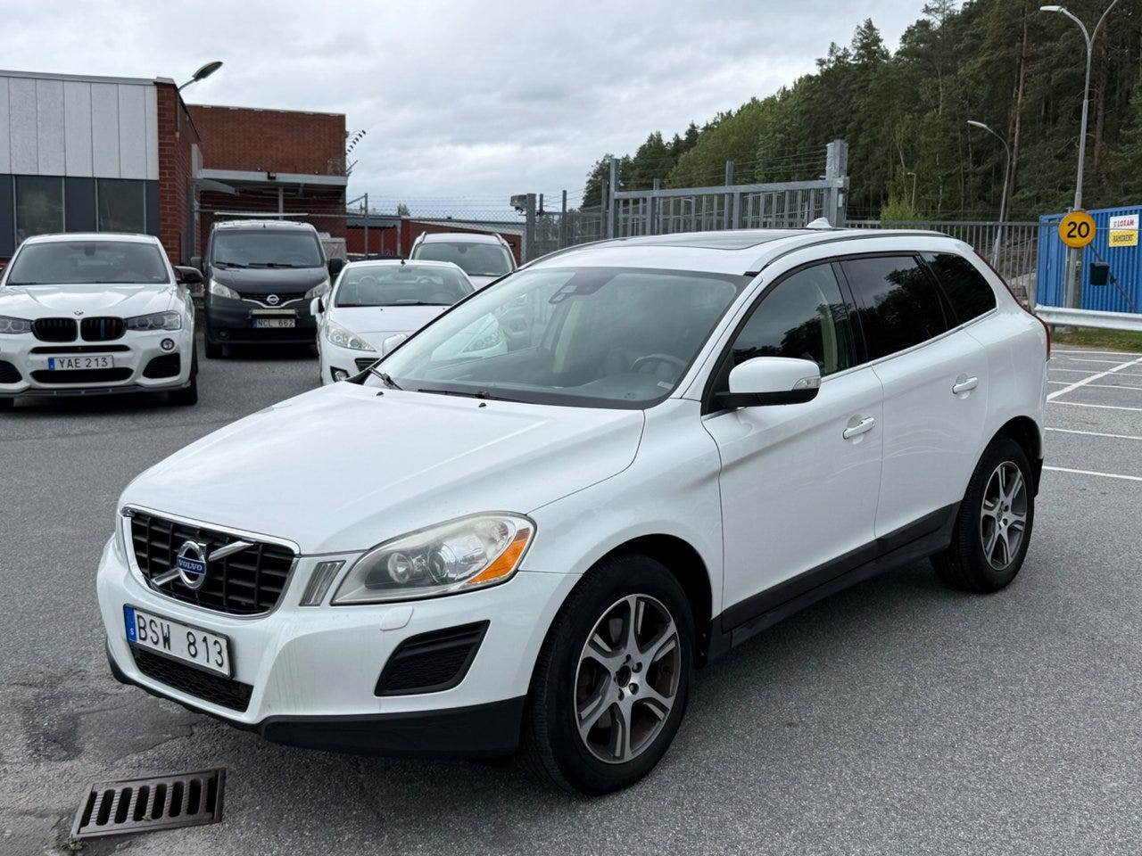 Volvo XC60 2011 – bild 1 av 21