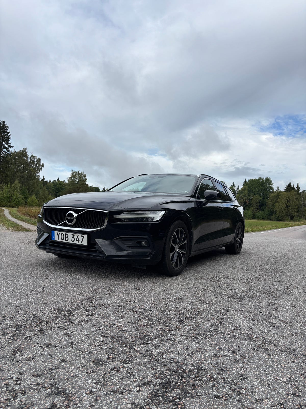 Volvo V60 2019 – bild 1 av 9