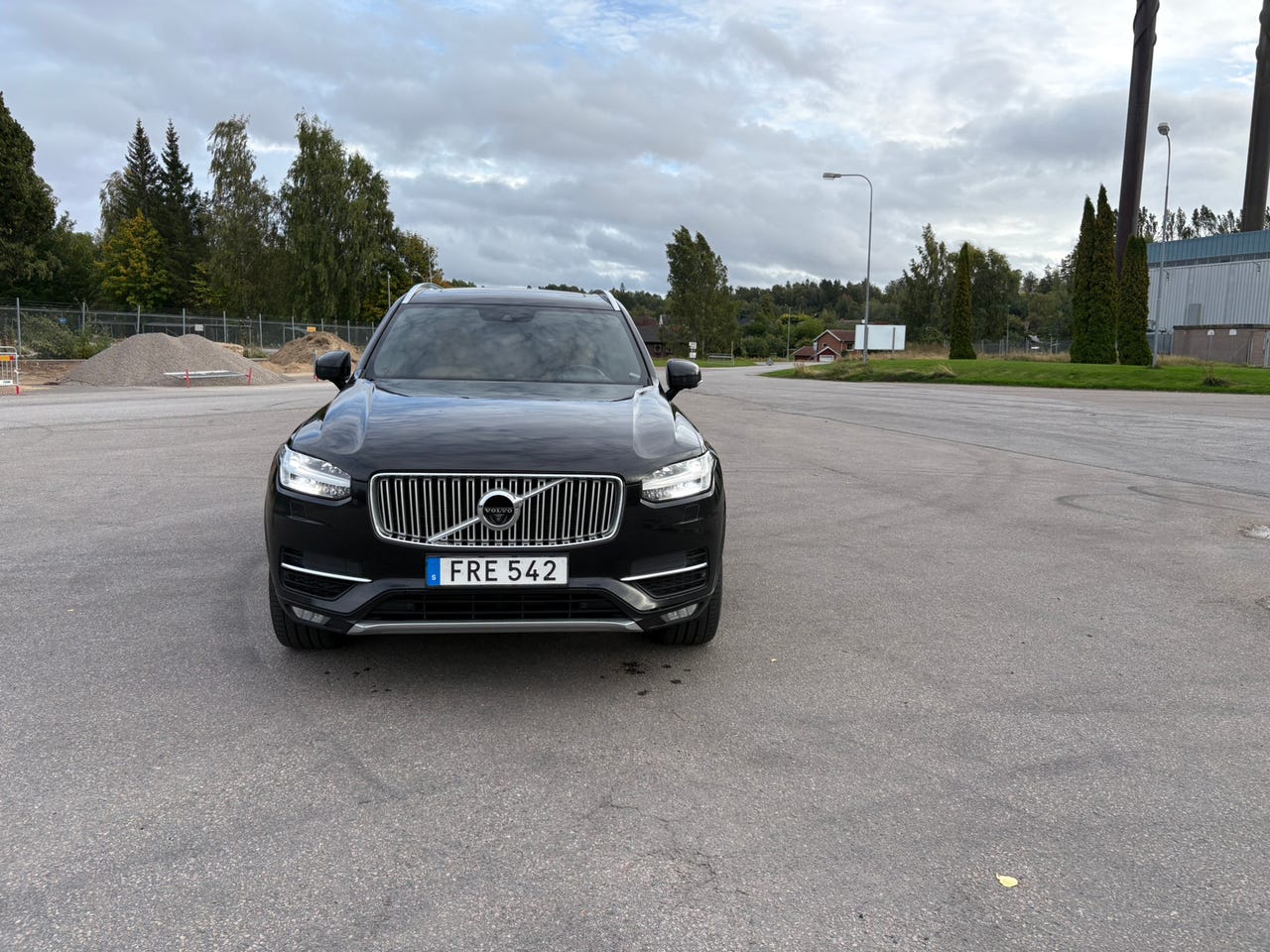 Volvo XC90 2016 – bild 1 av 10
