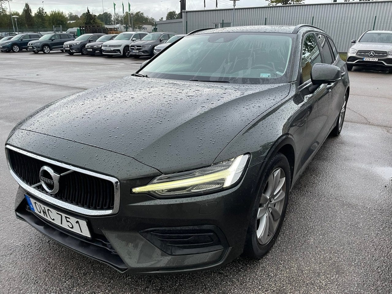 Volvo V60 2018 – bild 1 av 5