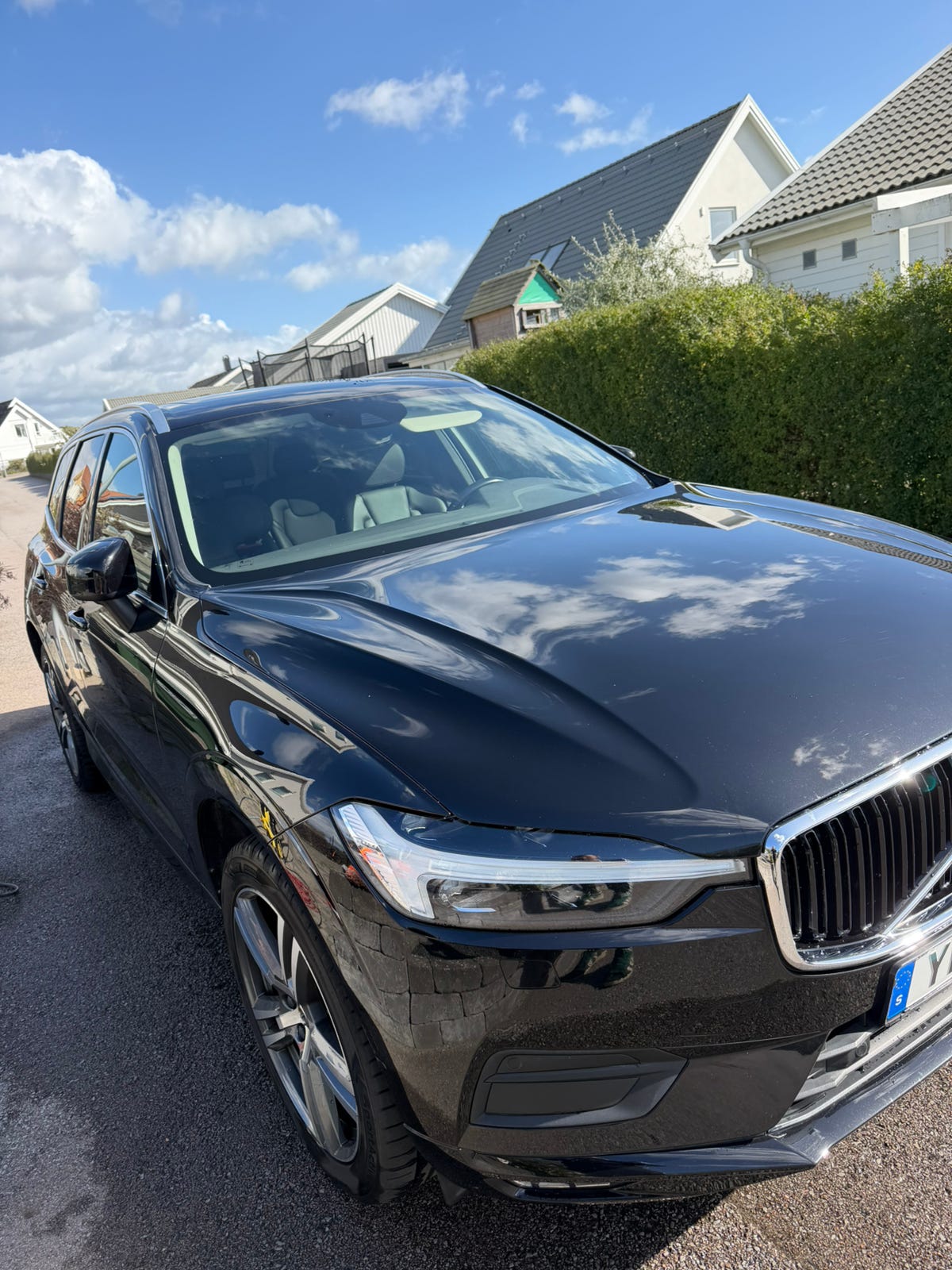 Volvo XC60 2021 – bild 1 av 4