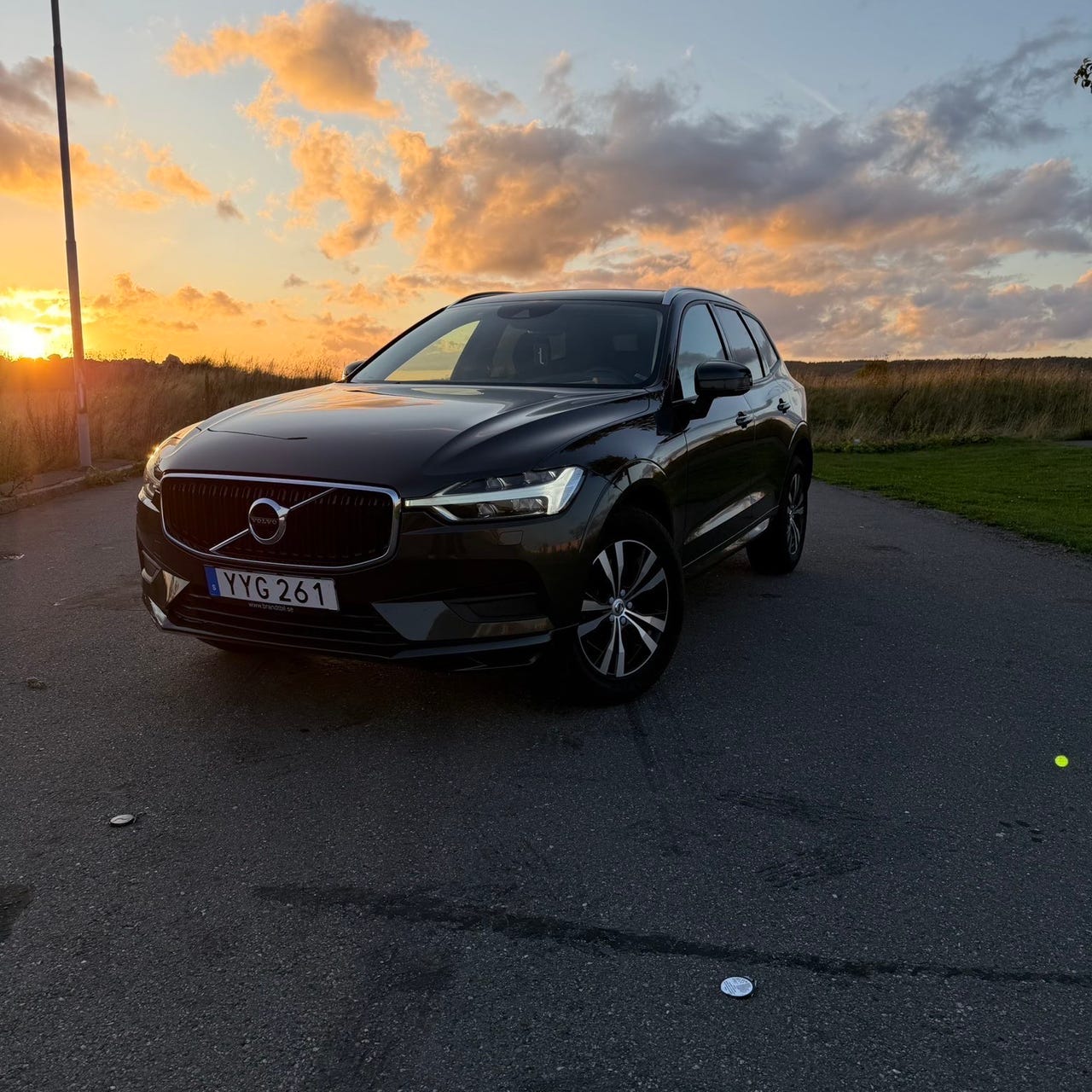 Volvo XC60 2019 – bild 1 av 6