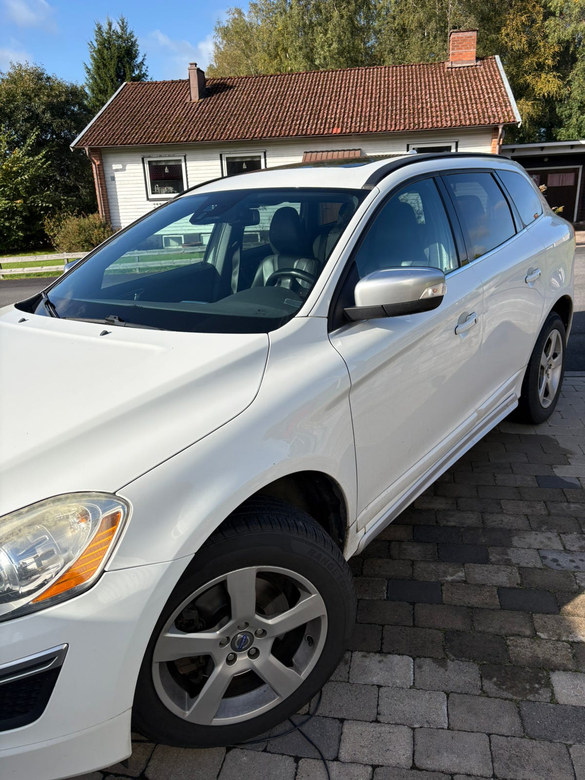 Volvo XC60 2013 – bild 1 av 5