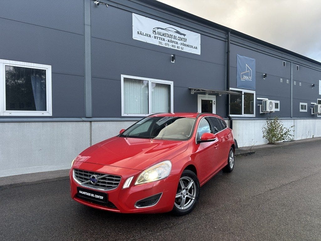 Volvo V60 2012 – bild 1 av 12