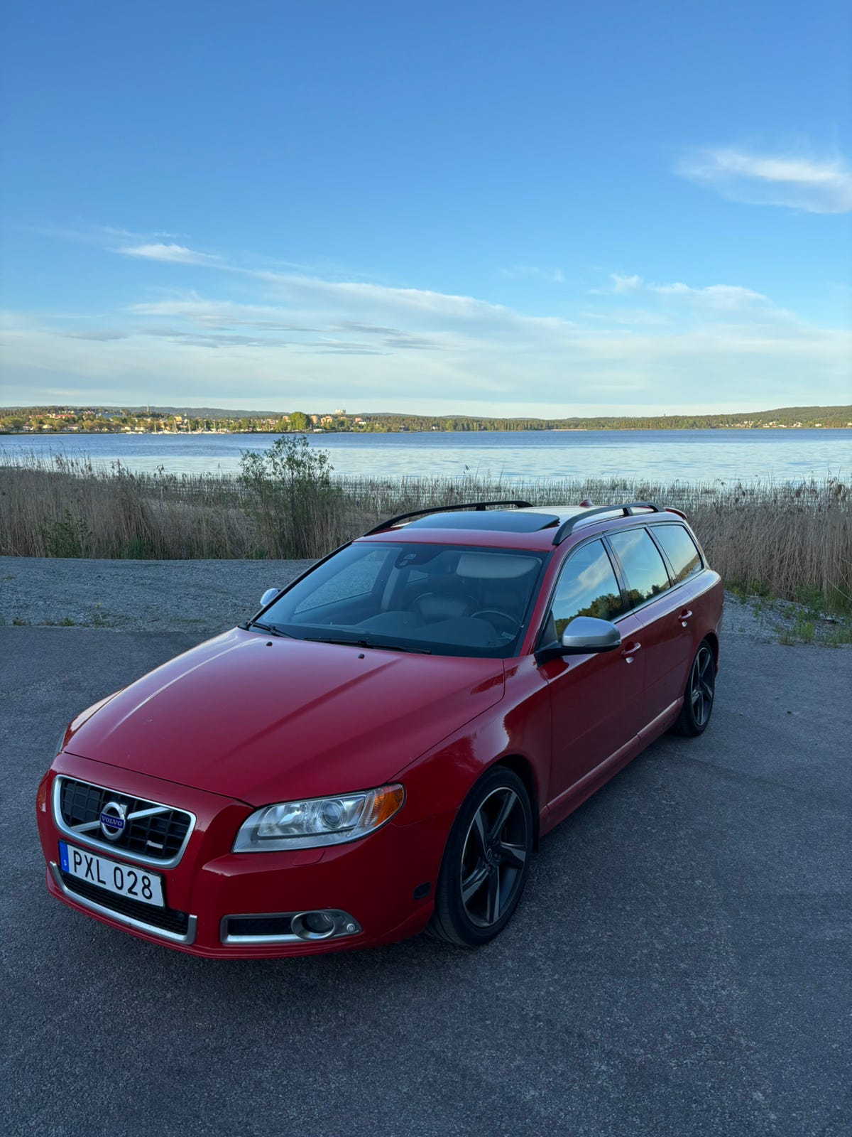 Volvo V70 2013 – bild 1 av 7